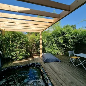  Hébergement de vacances L Abri Et Détente France